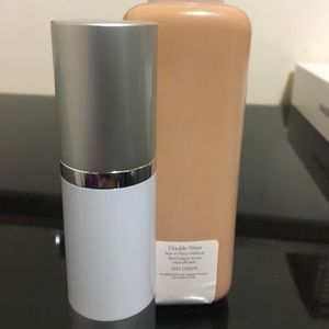Estee Lauder Double Wear Foundation in Shade Dawn